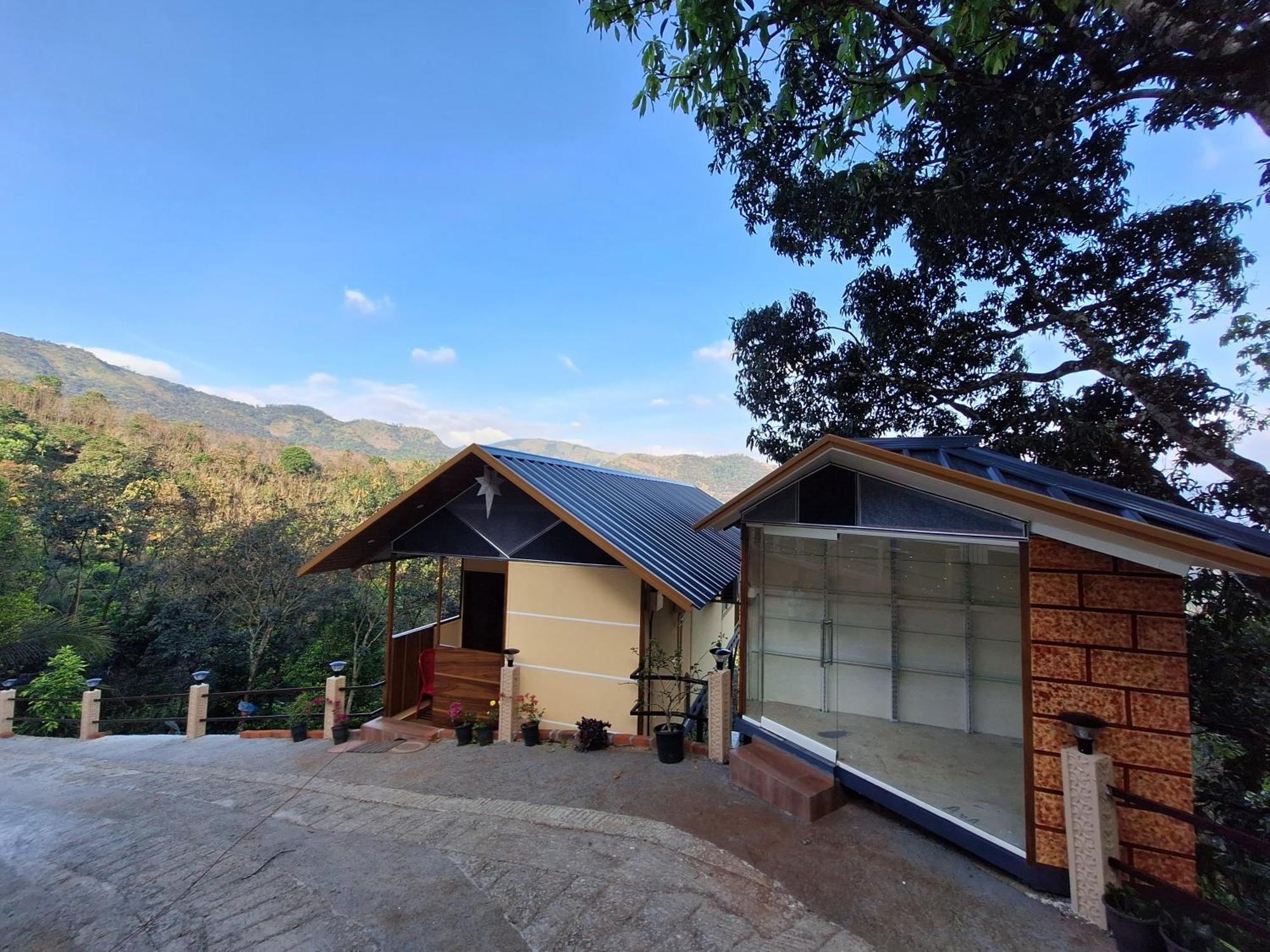 Cloudscape Homestay Pīrmed 外观 照片