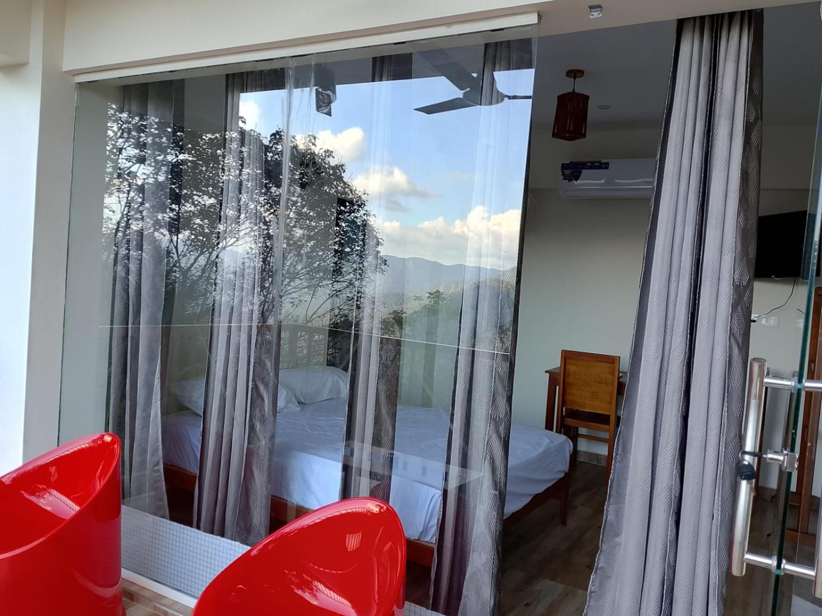 Cloudscape Homestay Pīrmed 外观 照片